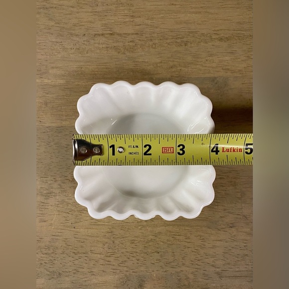 VTG FENTON 1960’s 4 inch Square Milk Glass Hobnail Ruffled Decorative Candy Dish - Picture 4 of 7